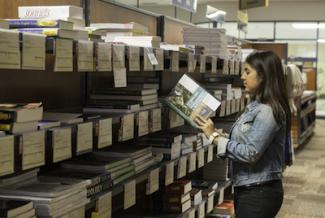 Student at bookstore